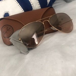 Ray Ban Gold Aviator Sunglasses